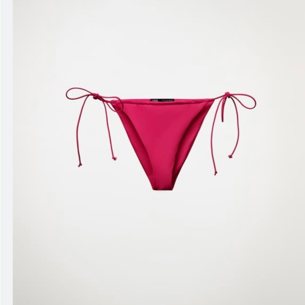 Zara Bikini - Picture 5 of 5